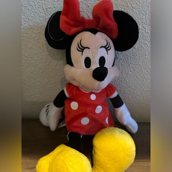 NWOT Disney Classic Minnie Mouse Plush 12” - Picture 5 of 8